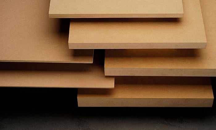 Las siglas MDF se corresponden con las iniciales de Medium Density Fiberboards (tableros de fibra de densidad media)